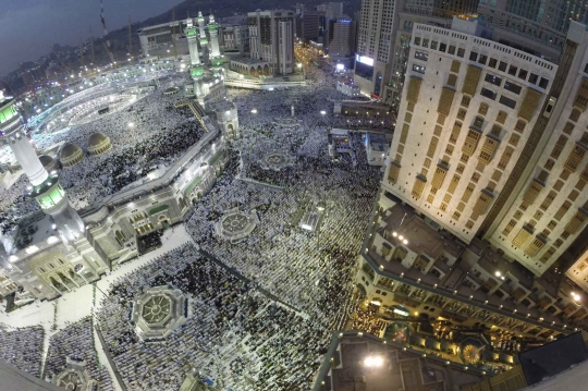 Jemaah haji dari berbagai negara mulai penuhi Masjidil Haram