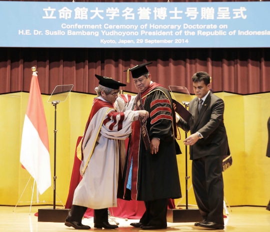 SBY terima gelar Doktor Honoris Causa dari Jepang