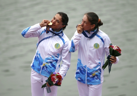 Tradisi gigit medali di Asian Games 2014