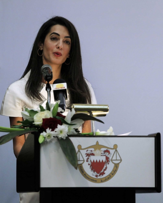 Pesona Amal Alamuddin dari masa ke masa