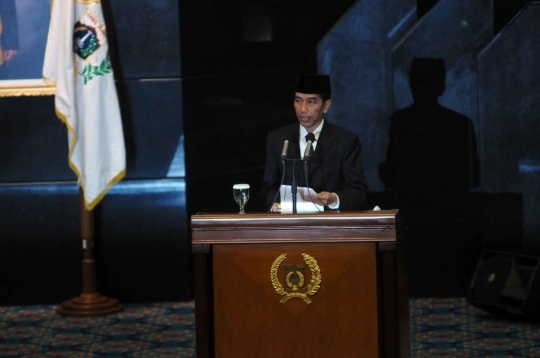 Sidang pengunduran diri Jokowi dari Gubernur DKI