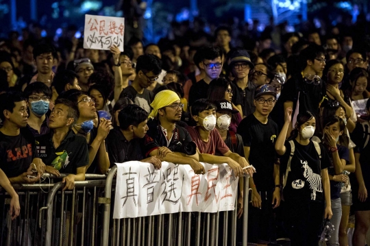 Aksi Joshua Wong pimpin demo ribuan pelajar Hong Kong