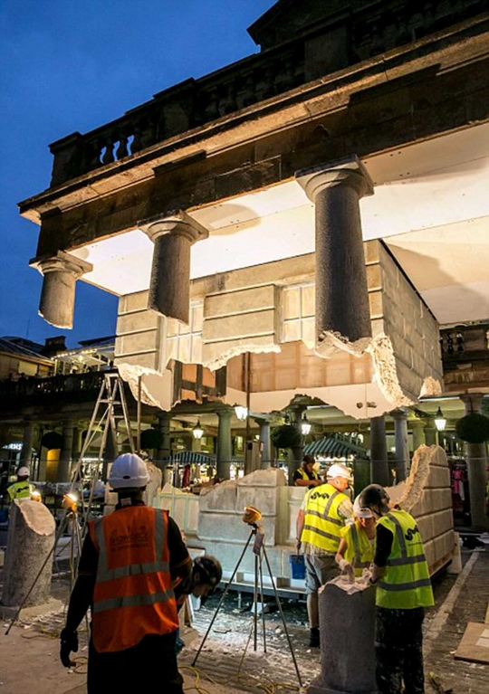 Mengunjungi keajaiban rumah melayang di London