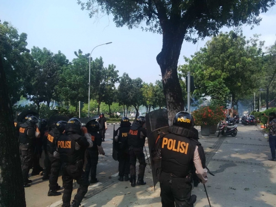 Ini polisi yang luka akibat dilempar batu oleh massa FPI