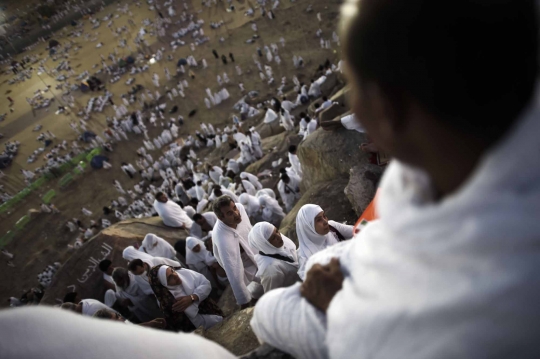 Mengintip jutaan jemaah haji mencari keberkahan di Bukit Arafah