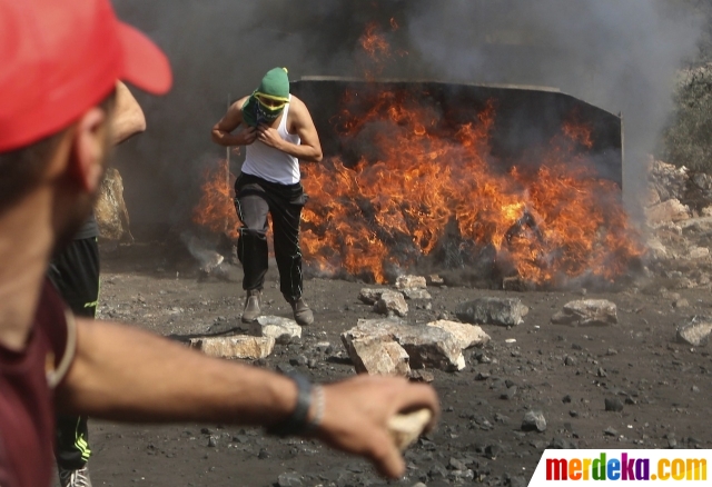 Foto : Bentrokan warga Palestina dan Israel kembali pecah 