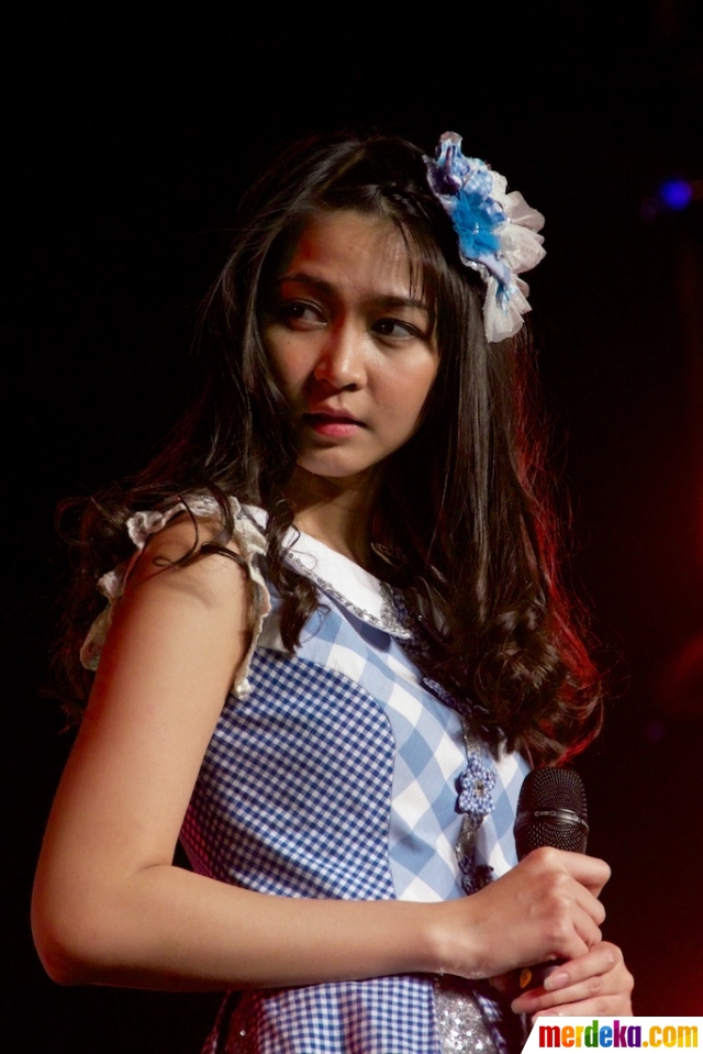 Foto : Melihat serunya JKT48 Gingham Check Handshake 