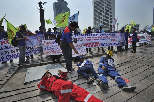 Tuntut outsourcing dihapus, penambang minyak demo di HI