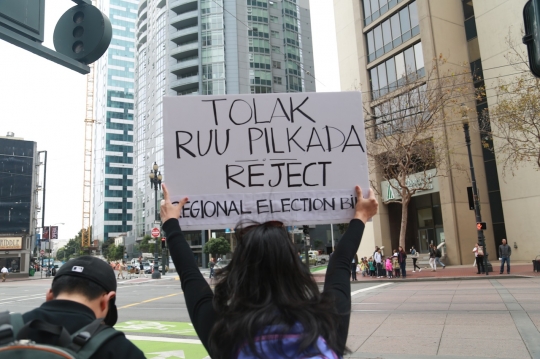 Aksi WNI protes UU Pilkada di kantor Twitter, San Francisco