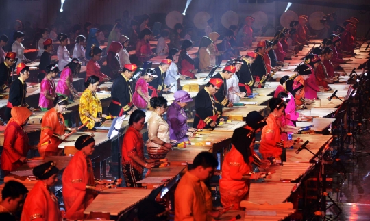 Alunan musik tradisional ramaikan festival kebudayaan di Senayan