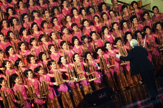 Alunan musik tradisional ramaikan festival kebudayaan di Senayan