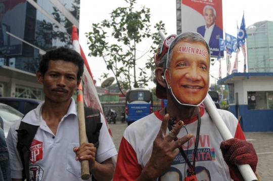 Jalan kaki Malang-Jakarta, Giman akhirnya finis di kantor PAN