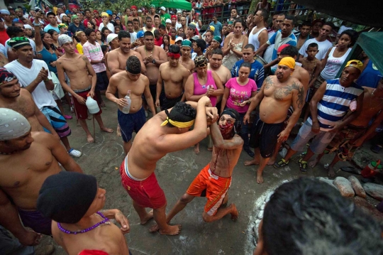 Angkernya upacara spiritual warga Pegunungan Sorte Venezuela