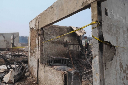Kondisi ratusan rumah di Kompleks TNI Berlan pasca-kebakaran