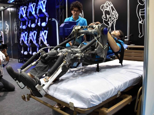 Jepang ciptakan robot terapi patah kaki
