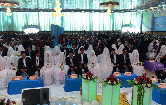 Mengintip tren nikah massal para pasangan muda di Afghanistan