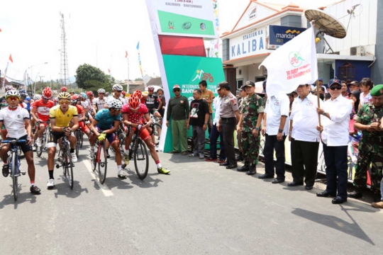 Etape IV, pembalap Tour de Ijen adu cepat di jalur datar 140 km