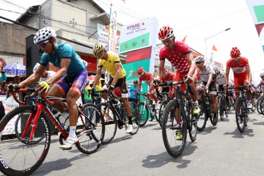 Etape IV, pembalap Tour de Ijen adu cepat di jalur datar 140 km