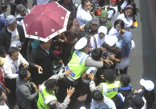 Beraksi di tengah kirab Jokowi-JK, copet dibekuk polisi