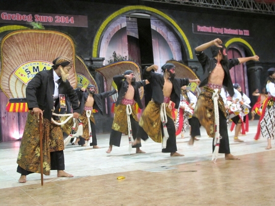 Kemeriahan Festival Reog Nasional ke XXI 2014 di Ponorogo