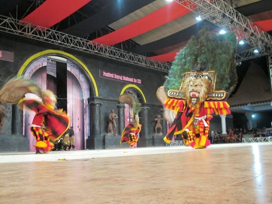 Kemeriahan Festival Reog Nasional ke XXI 2014 di Ponorogo