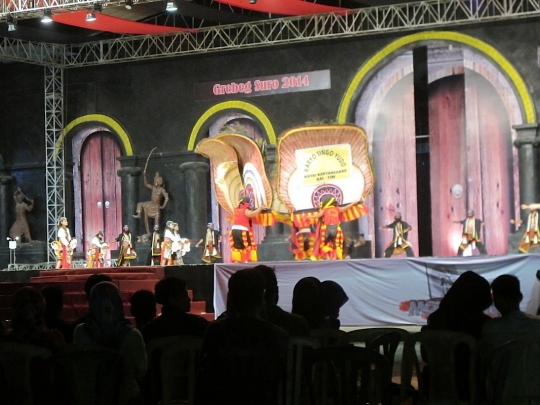 Kemeriahan Festival Reog Nasional ke XXI 2014 di Ponorogo