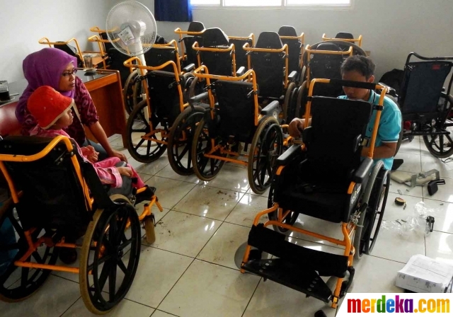 56 Kursi Roda Kerja HD Terbaik