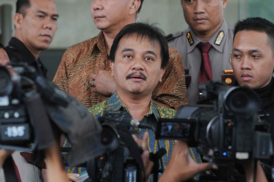 Roy Suryo datangi KPK untuk jenguk Andi Mallarangeng