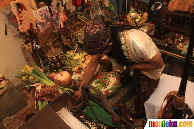 Foto : Mengintip penjamasan pusaka Kerajaan Kediri pada 