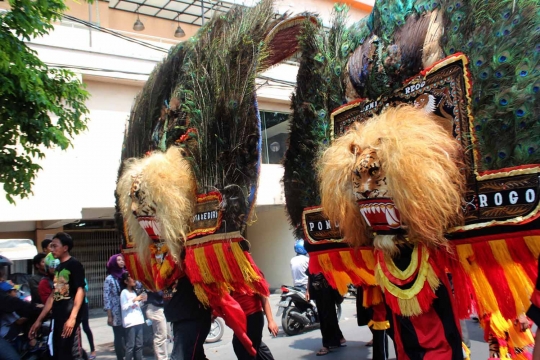 Kemeriahan kirab budaya rayakan 1 Muharram 1436 H di Kediri