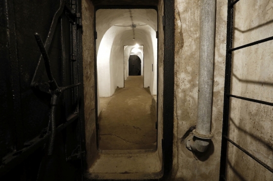 Intip isi bunker rahasia milik diktator Italia, Benito Mussolini