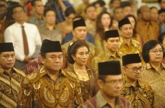 Pelantikan 34 menteri Kabinet Kerja Jokowi-JK