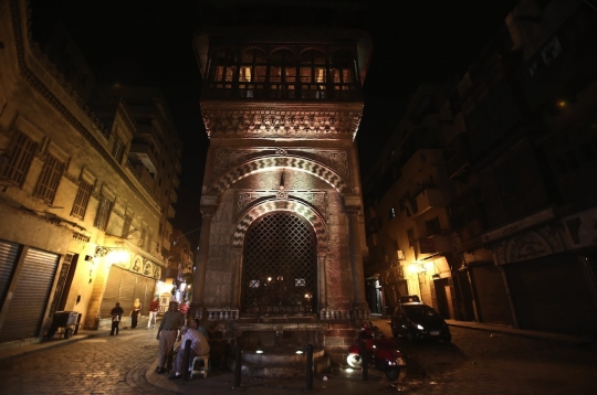 Menelusuri Al-Muizz al-Din Illah Street, jalanan tertua di Kairo