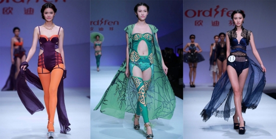 Para model cantik pamerkan pakaian dalam di China Fashion Week