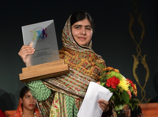 Gadis yang pernah ditembak Taliban ini kembali raih penghargaan