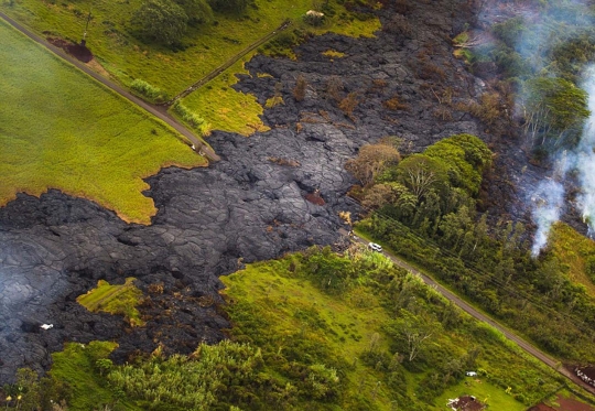 Dahsyatnya arus lahar panas Gunung Kilauea ancam penduduk Hawaii