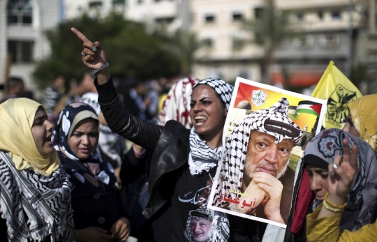 Pemuda Palestina peringati 10 tahun Yasser Arafat wafat