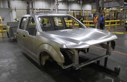 Mengintip perakitan All-New Ford F-150 berkerangka alumunium