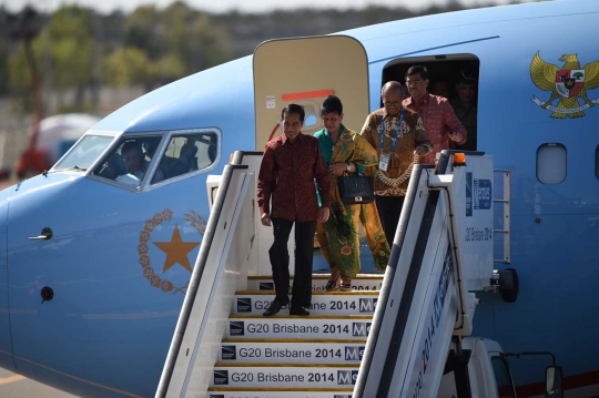 Kenakan batik, Presiden Jokowi hadiri KTT G20 di Australia