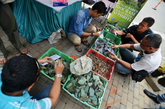 Kontes dan pameran batu akik meriahkan HUT Tangerang Selatan
