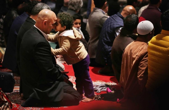 Ini suasana muslim AS salat Jumat di Gereja Katedral Washington