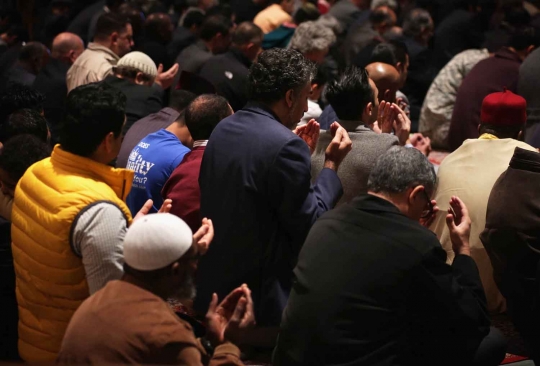 Ini suasana muslim AS salat Jumat di Gereja Katedral Washington