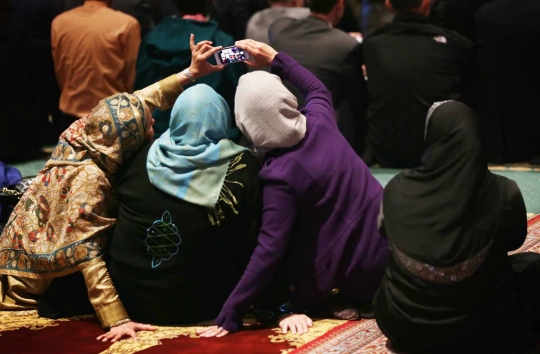 Ini suasana muslim AS salat Jumat di Gereja Katedral Washington