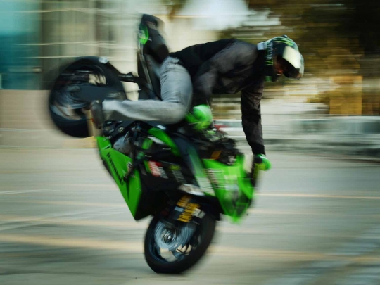 Freestyle memukau di Progressive International Motorcycle Show