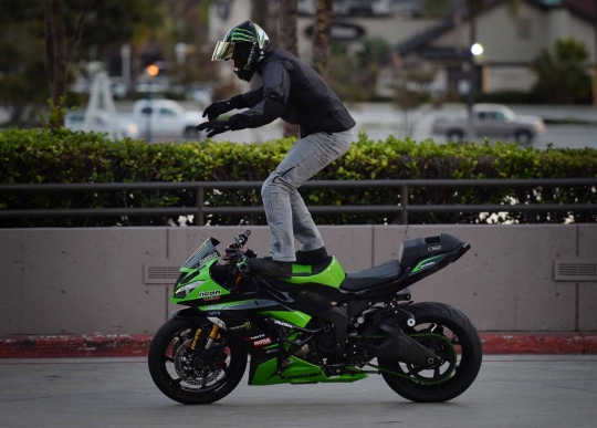 Freestyle memukau di Progressive International Motorcycle Show