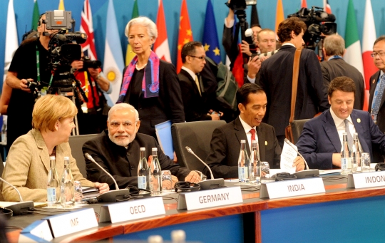 Presiden Jokowi saat hadiri sidang pleno KTT G20 di Australia