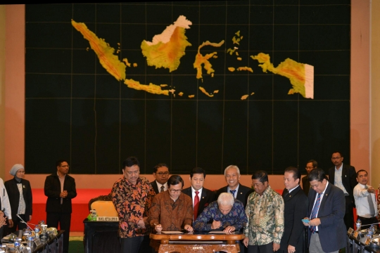 Usai berdamai, KMP dan KIH saling akrab duduk satu meja bundar