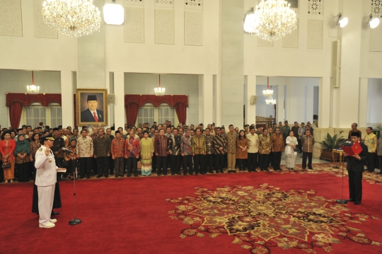 Momen pelantikan Ahok jadi Gubernur DKI Jakarta