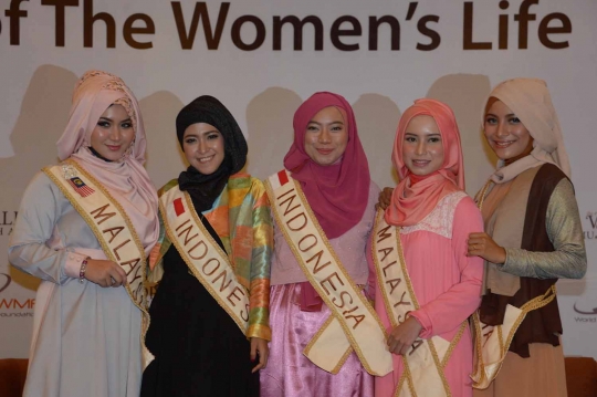 Pesona finalis Miss World Muslimah 2014 ikuti sesi foto di Yogya