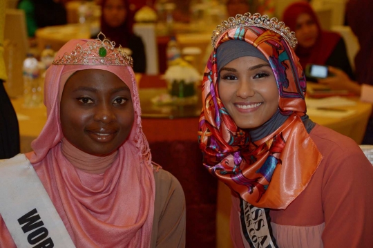 Pesona finalis Miss World Muslimah 2014 ikuti sesi foto di Yogya